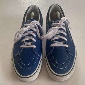Vans Women’s Blue Leather Sneakers Size 9